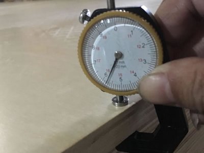 Contrachapado, madera contrachapada con barniz UV